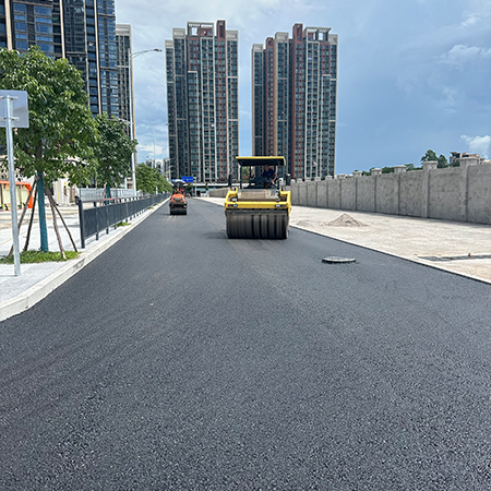 道路沥青摊铺